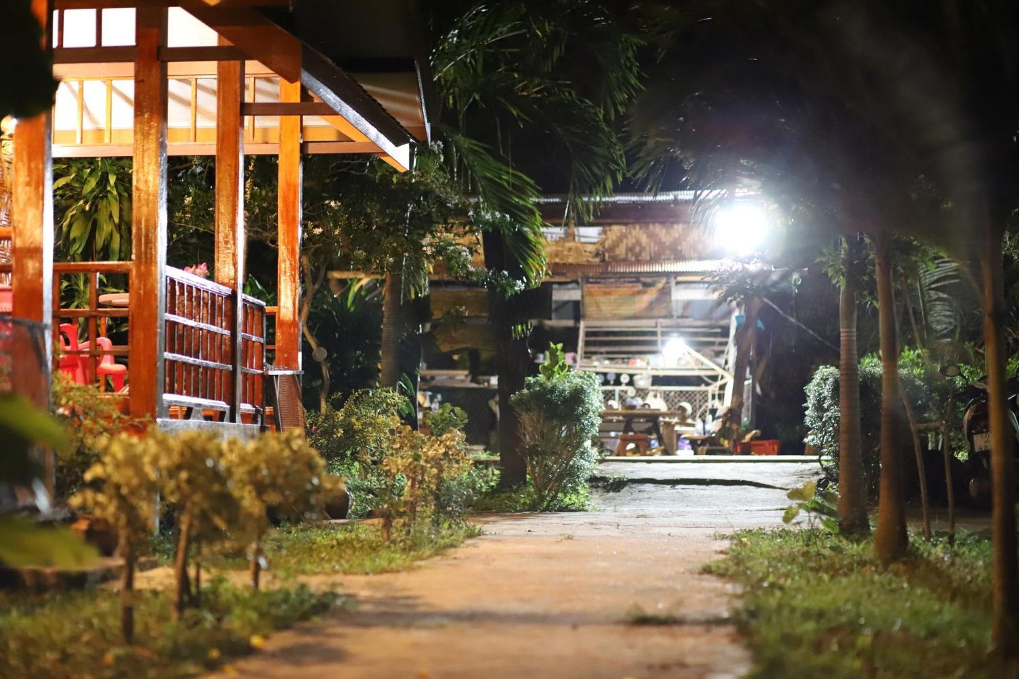 Kohmook Happy Time Bungalow Ko Mook Εξωτερικό φωτογραφία